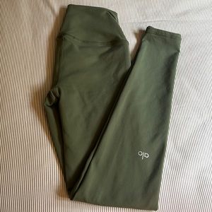 ALO Yoga Leggings - SMALL